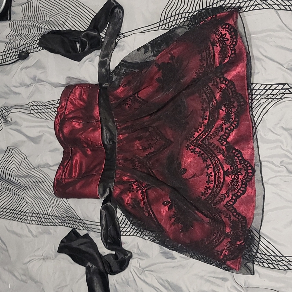 Trixxi Sleveless Short Dress
